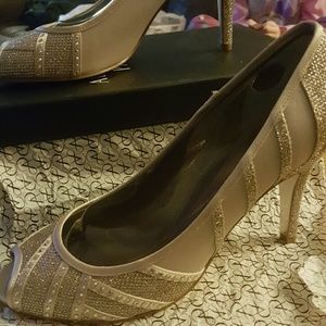 Adrianna papell heels